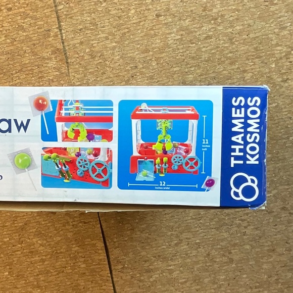 Candy Claw Machine STEM Kit Arcade Game Maker Lab Thames & Kosmos New Open Box - Picture 9 of 9